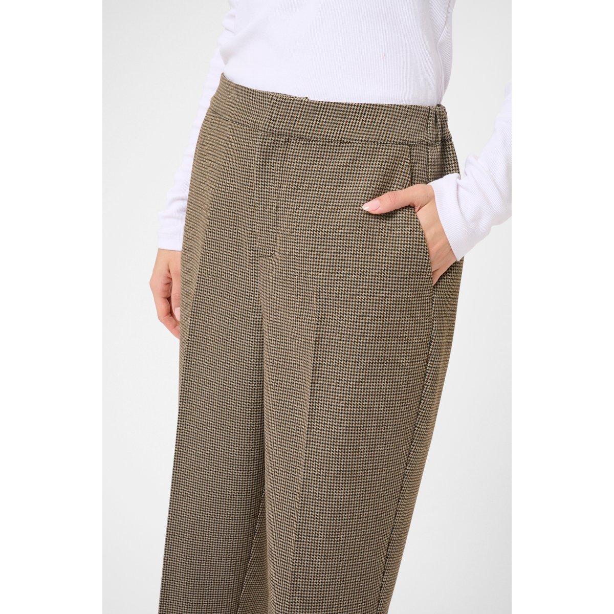 Pantalon de costume beige / noir a carreaux beige / black petit houndstoot, KAFFE
