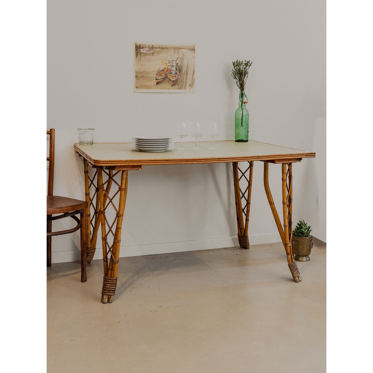 Table à manger en rotin et vert d'eau Romy N°1296 - Bon état bois clair, DEBONGOUT
