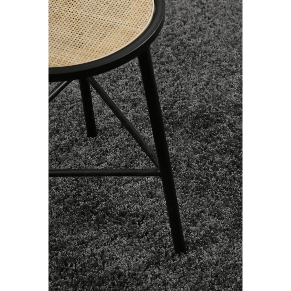 Tapis rond poils longs effet bouclettes ,  #Whisper Shag gris anthracite, ESPRIT