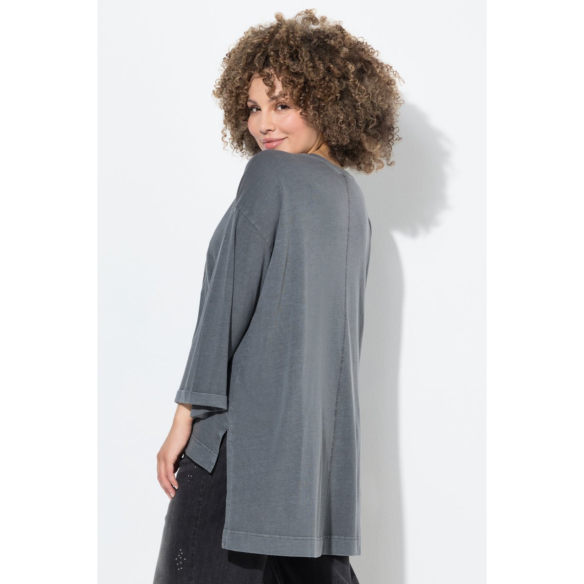 T-shirt oversize à col V gris graphite, ULLA POPKEN