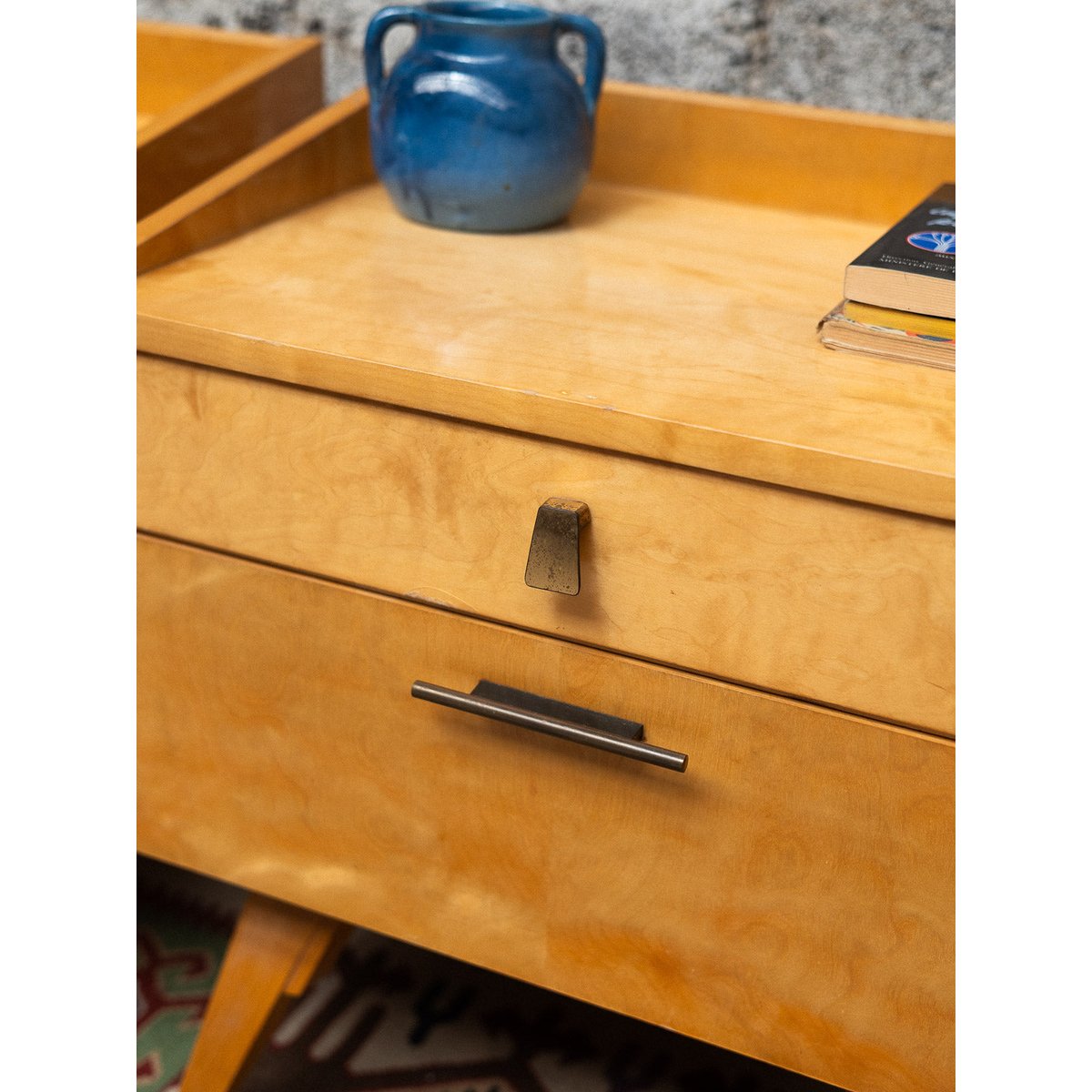 Paire de tables de chevets Maïa N°1534 - Bon état bois clair, DEBONGOUT