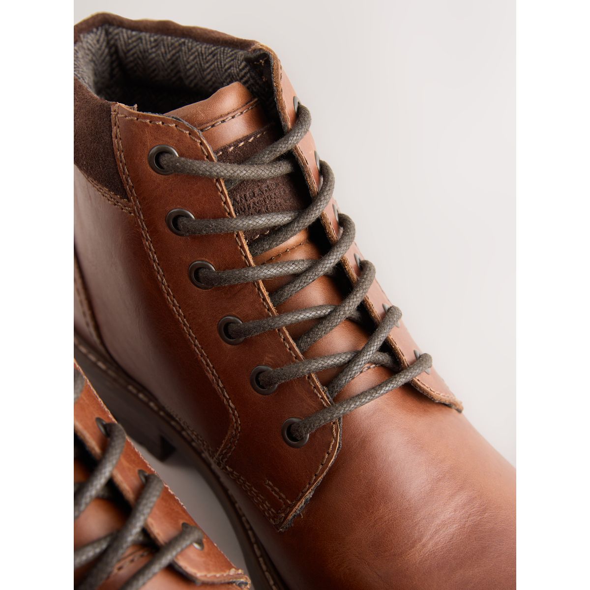 Bottes en cuir marron fauve, NEXT