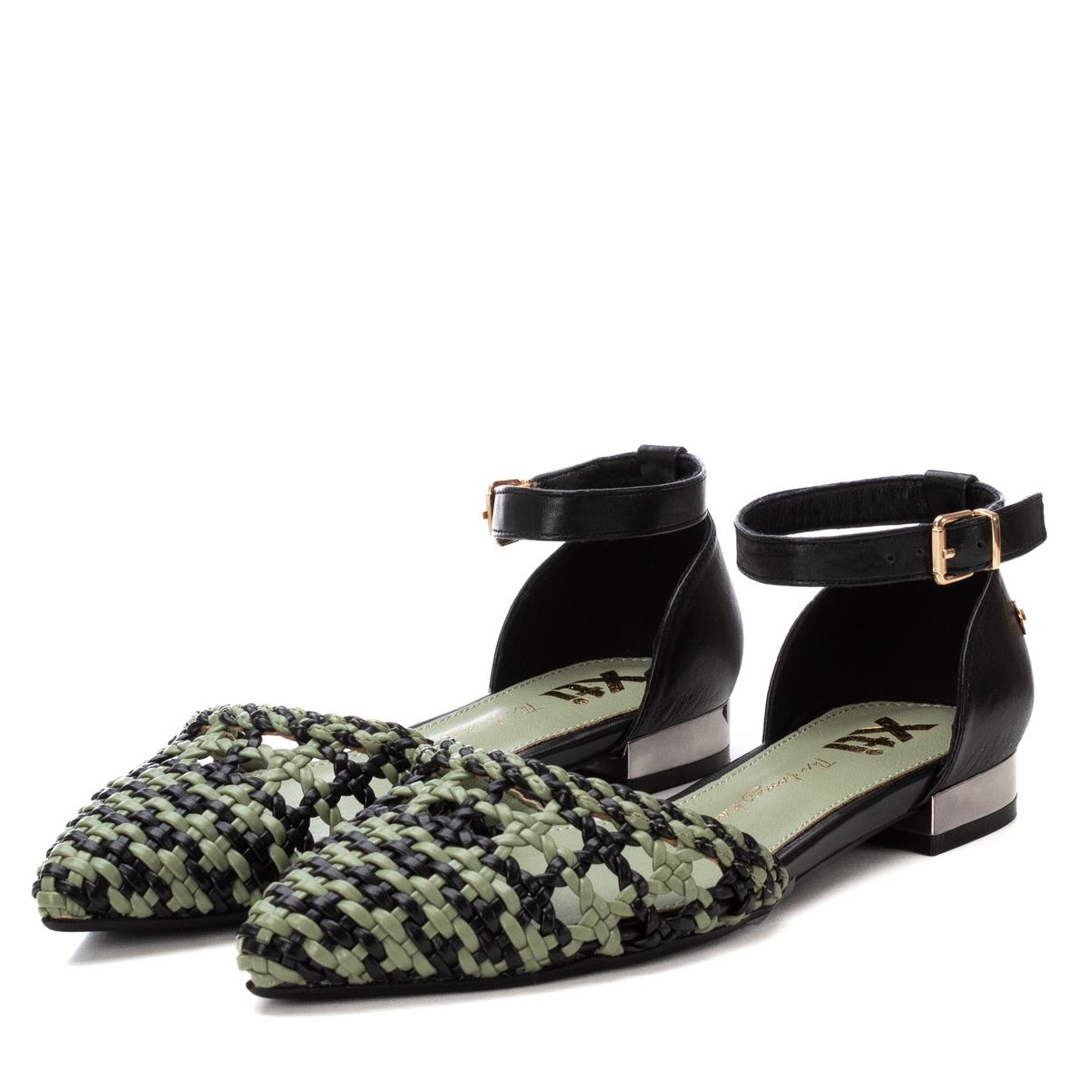 Chaussure Plaine Entreprise Boucle kaki, XTI