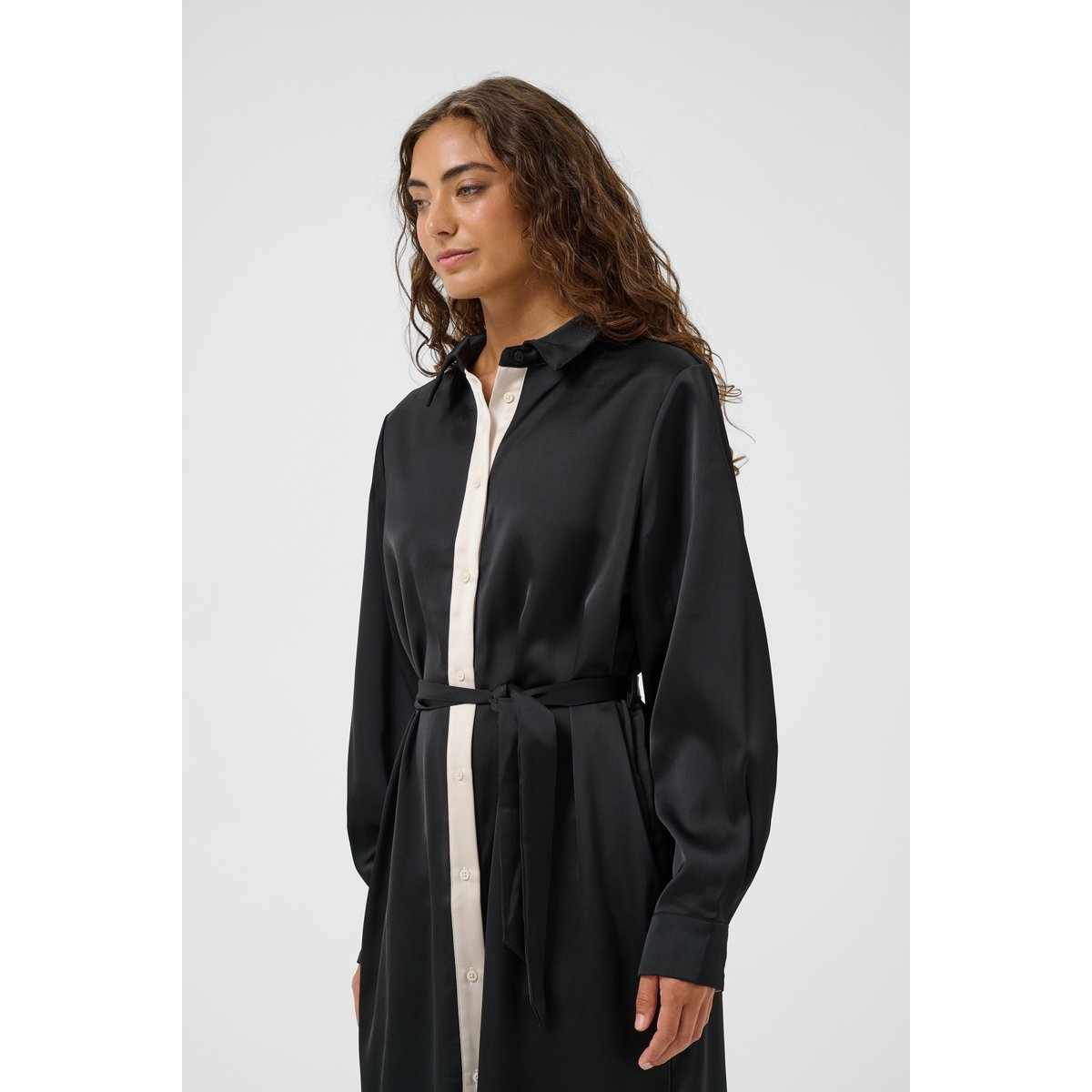 Robe noir, CULTURE