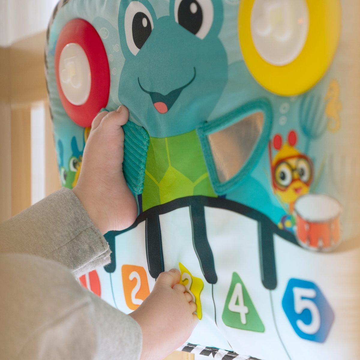 Jouet à accrocher et clavier musical multicolore, BABY EINSTEIN
