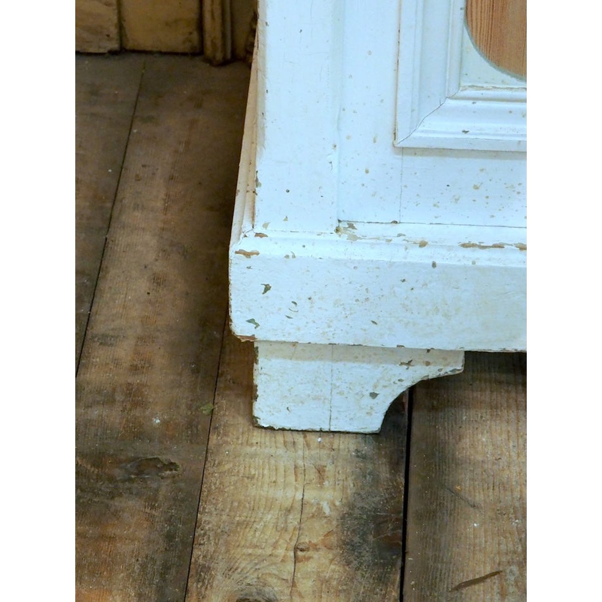 Buffet blanc en pin Gilbert N°655 - Bon état blanc, DEBONGOUT