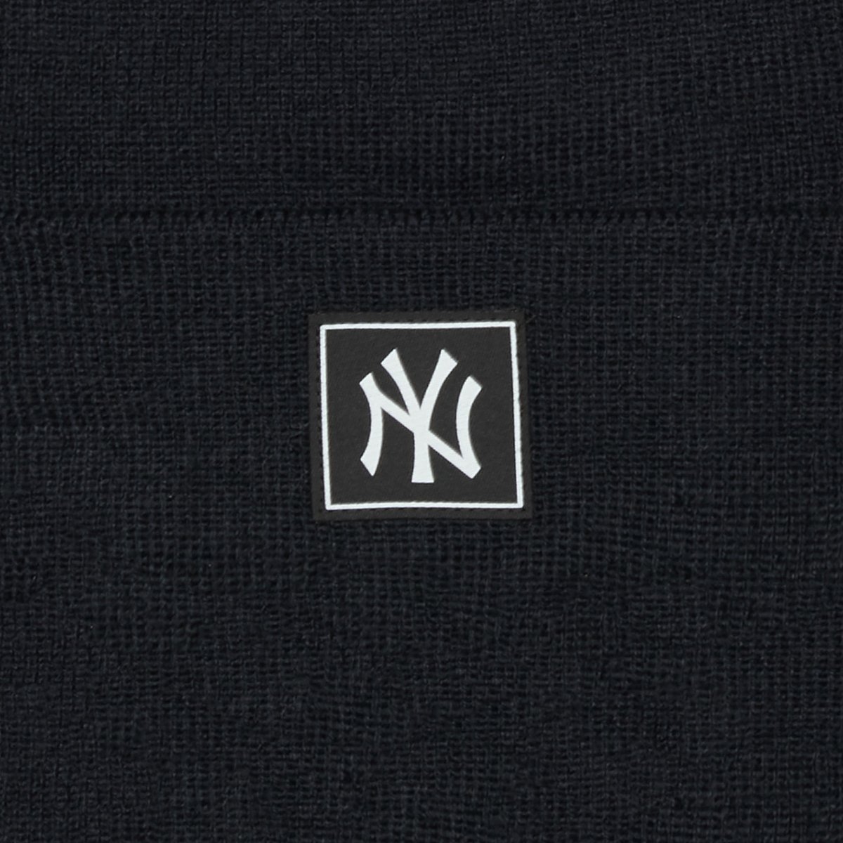Bonnet noir, NEW ERA