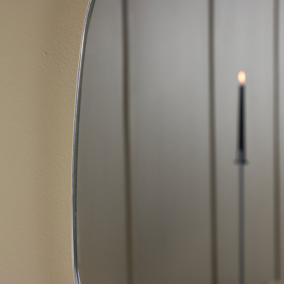 Miroir organique en aluminium 65x40cm- ASKERSUND chrome, VENTURE HOME