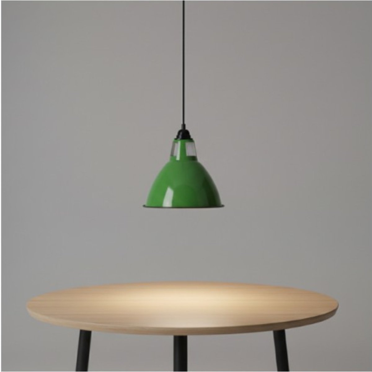 Suspension vintage émaillée Vert Sada vert, MILLUMINE