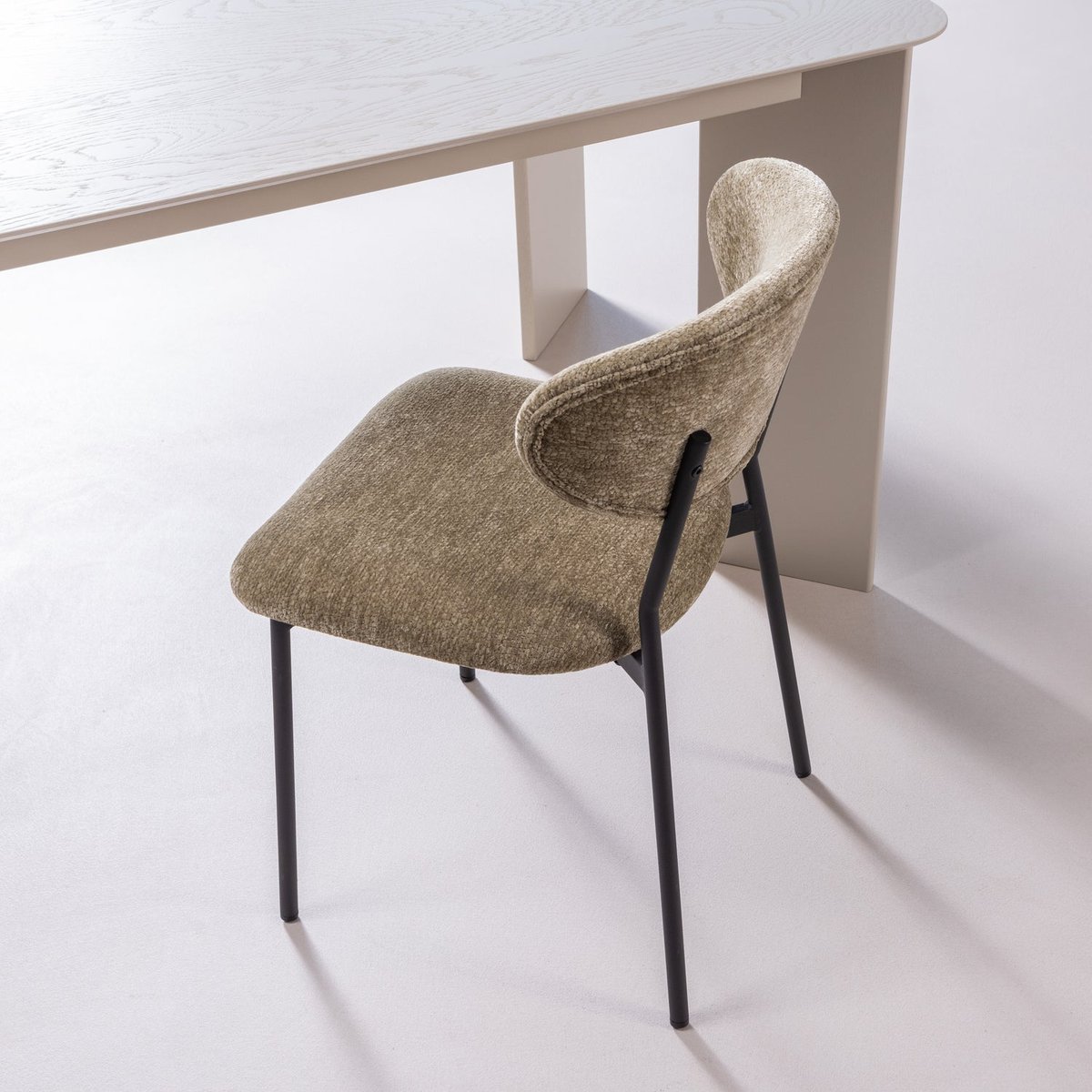 Lot de 2 fauteuils de table en chenille KJELD vert, WOOOD