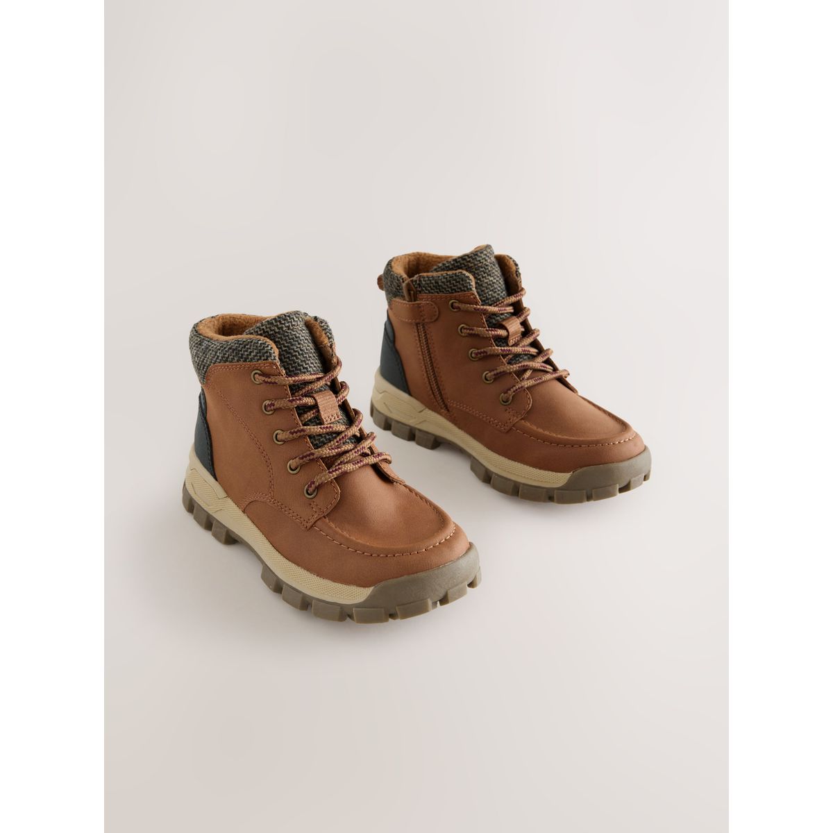 Bottines de marche à lacets marron fauve, NEXT
