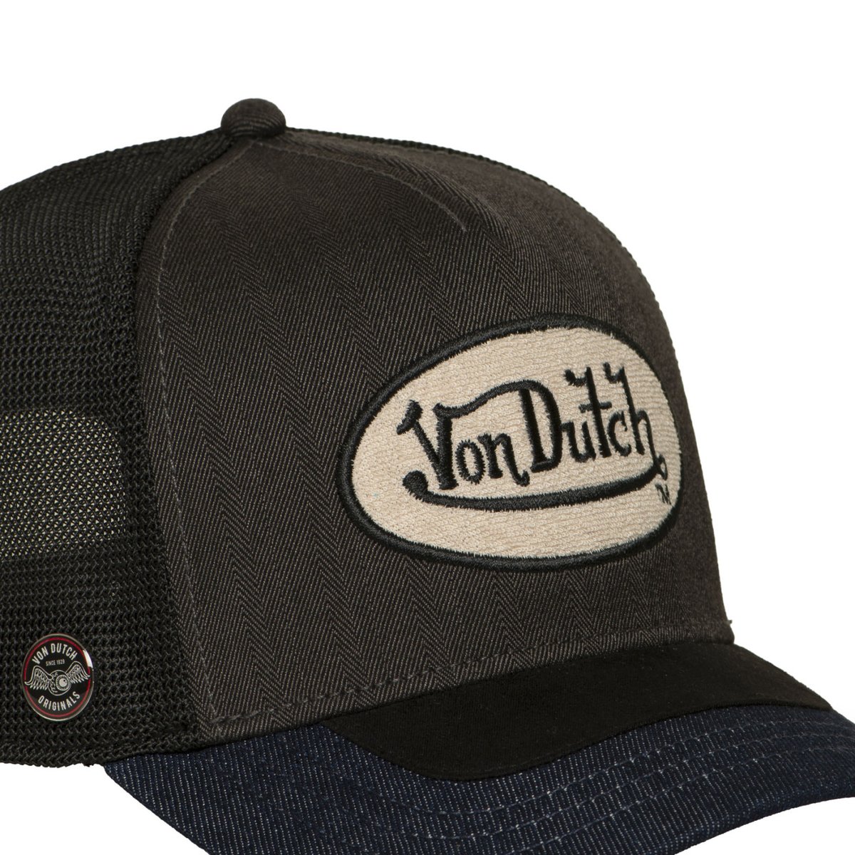 Casquette Trucker Shield gris foncé/noir/bleu foncé, VON DUTCH