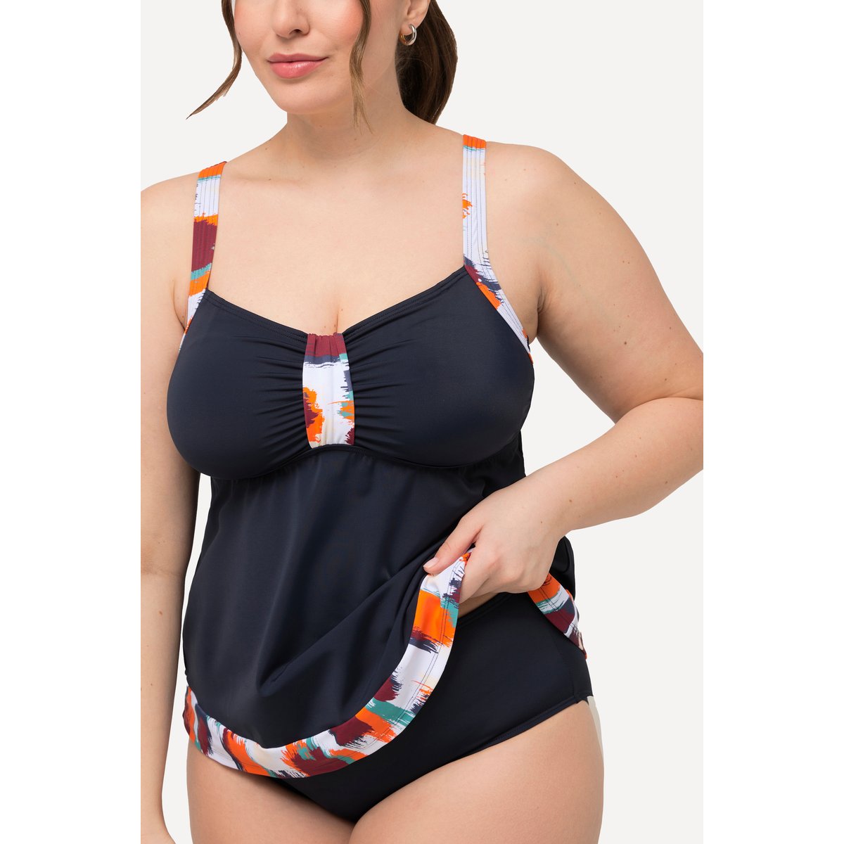 Tankini à bonnets souples. Bretelles marine, ULLA POPKEN