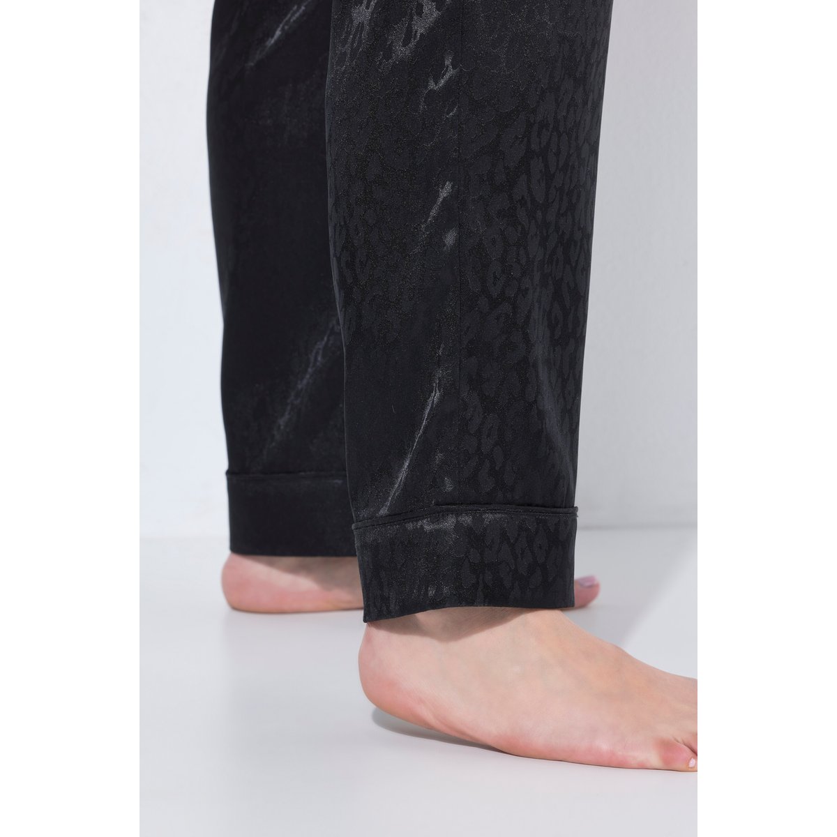 Pyjama TruYou, motif léopard noir, ULLA POPKEN