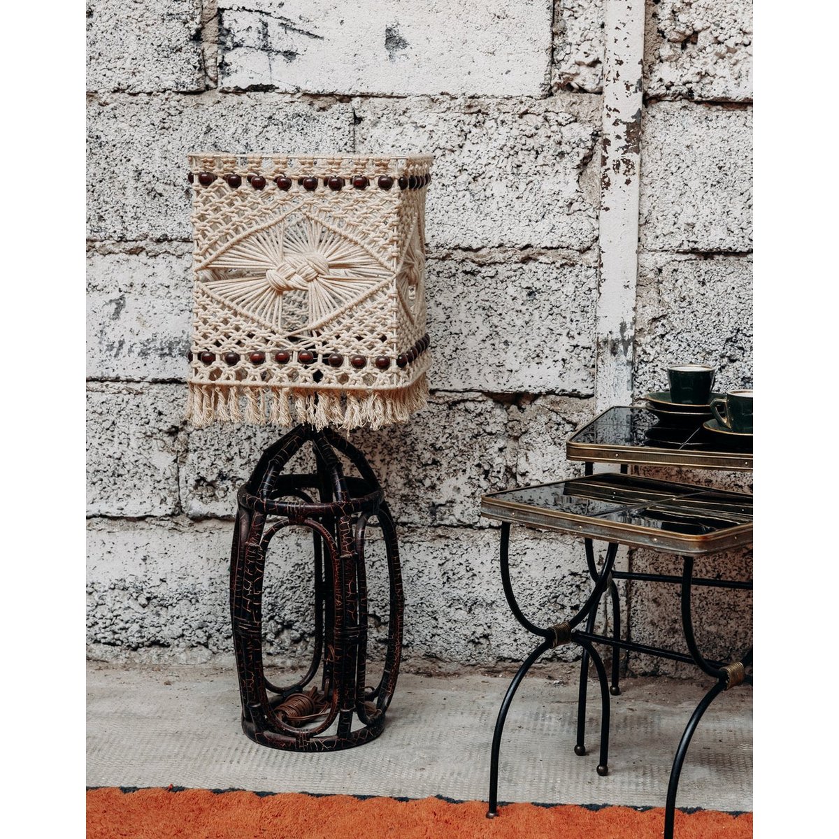 Lampe à poser en macramé Julia N°380 - Bon état noir, DEBONGOUT