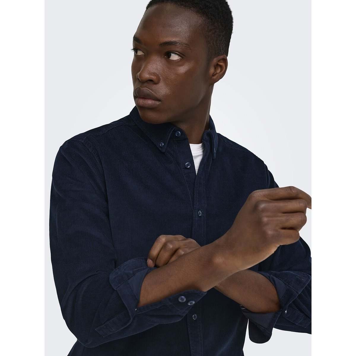 Chemise manches longues en velours côtelé noir, ONLY & SONS