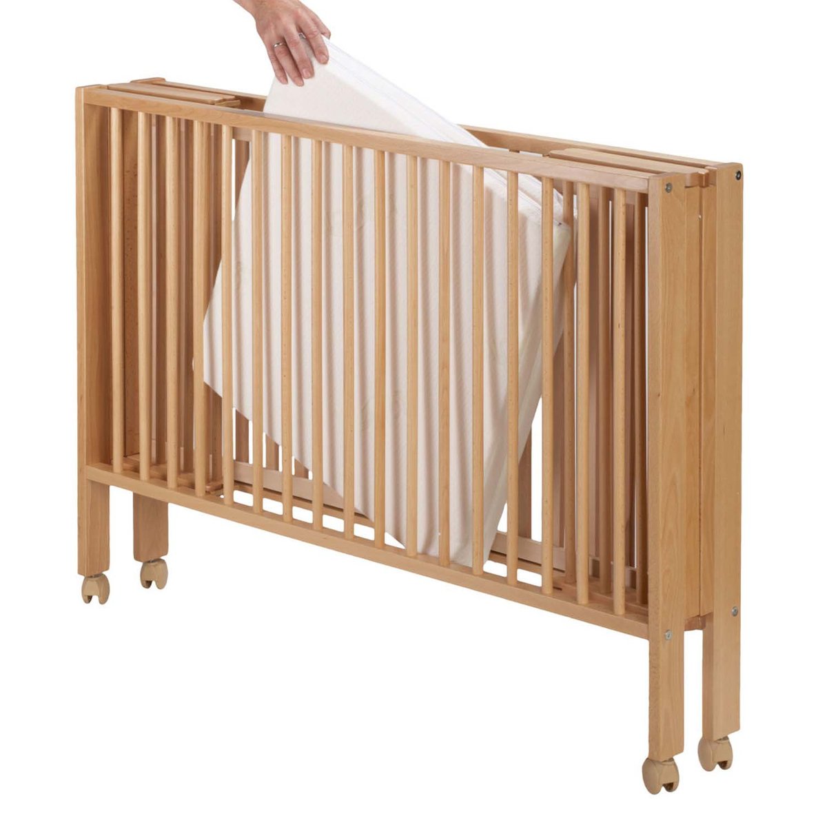 Lit pour enfant à barreaux pliable 60x120 cm avec matelas, Bois naturel bois naturel, TISSI