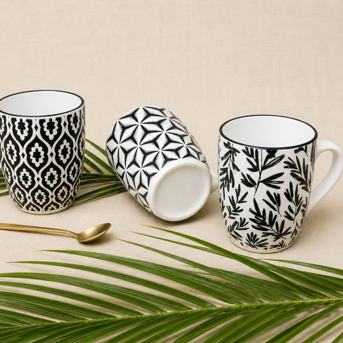 Lot de 6 mugs, SAVANA noir, ARTIME