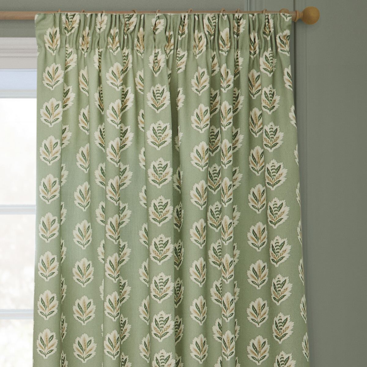 Sessile Leaf Printed Pencil Pleat Curtains sage, SANDERSON