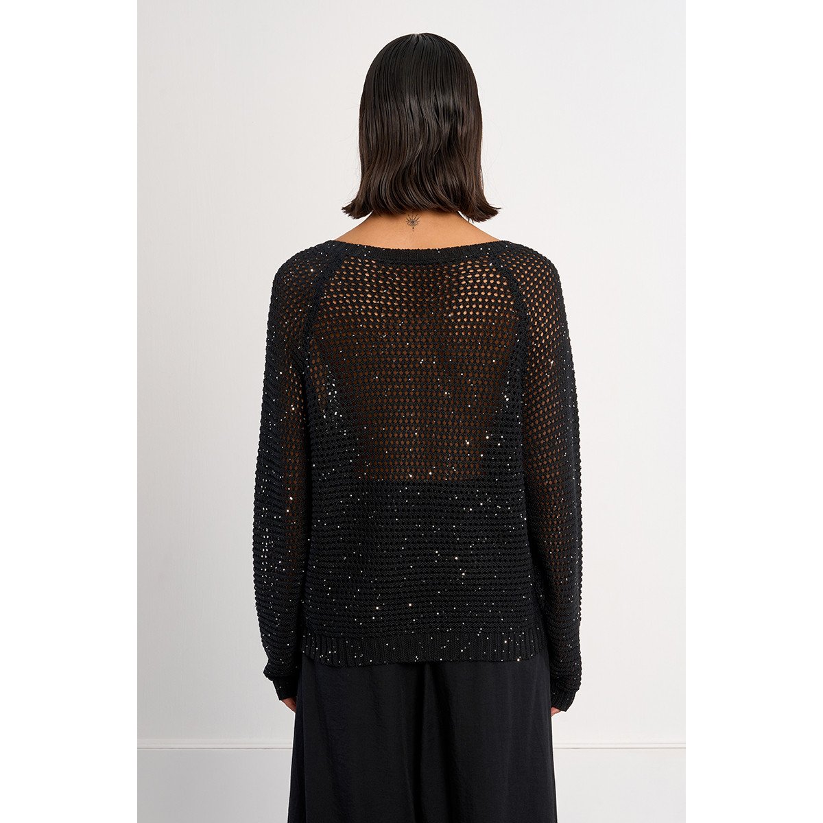 Pull en col V, parsemé de strass noir, LILI SIDONIO