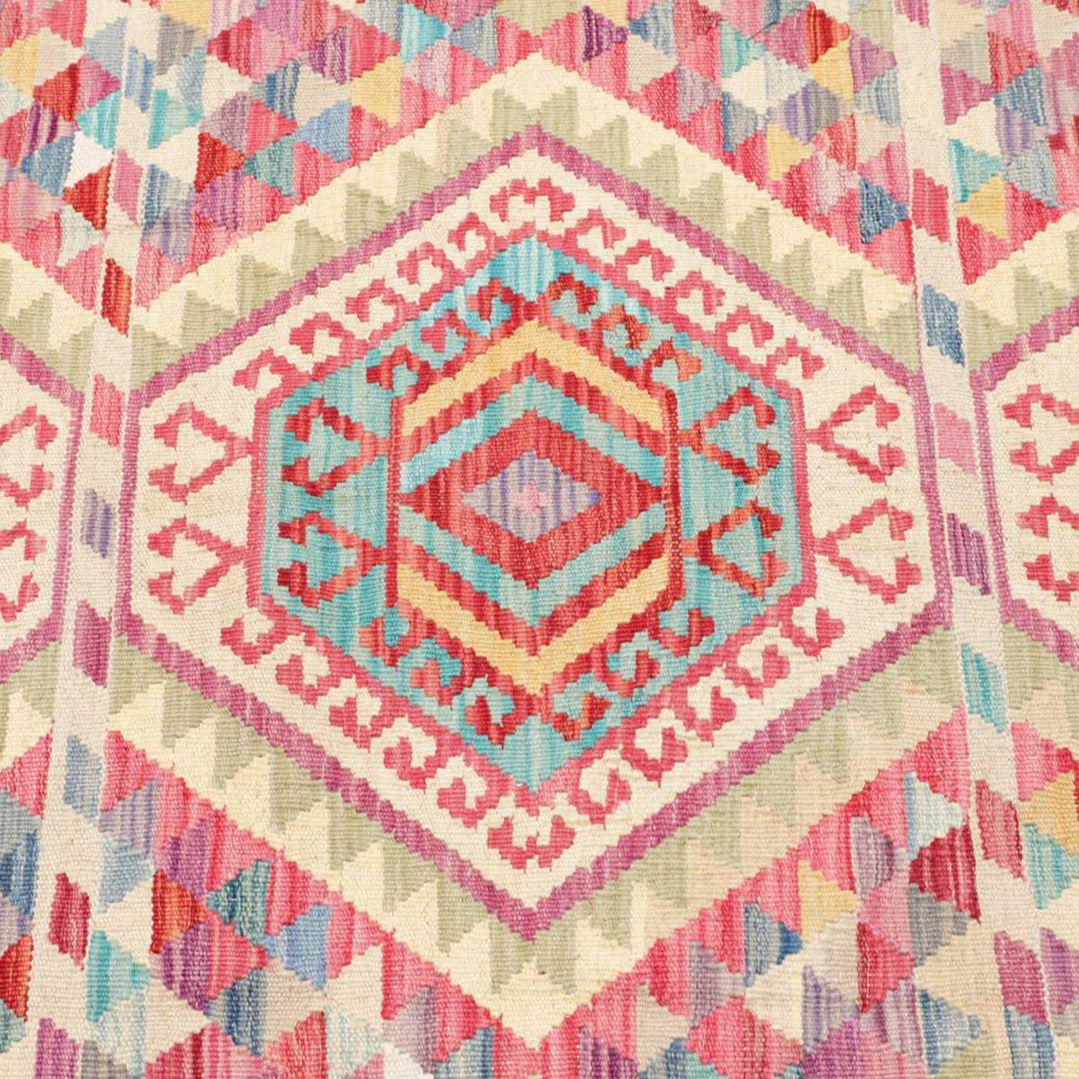 Tapis kilim au motif ethnique, tissé à plat en laine naturelle multicolore, bleu, rose, UN AMOUR DE TAPIS