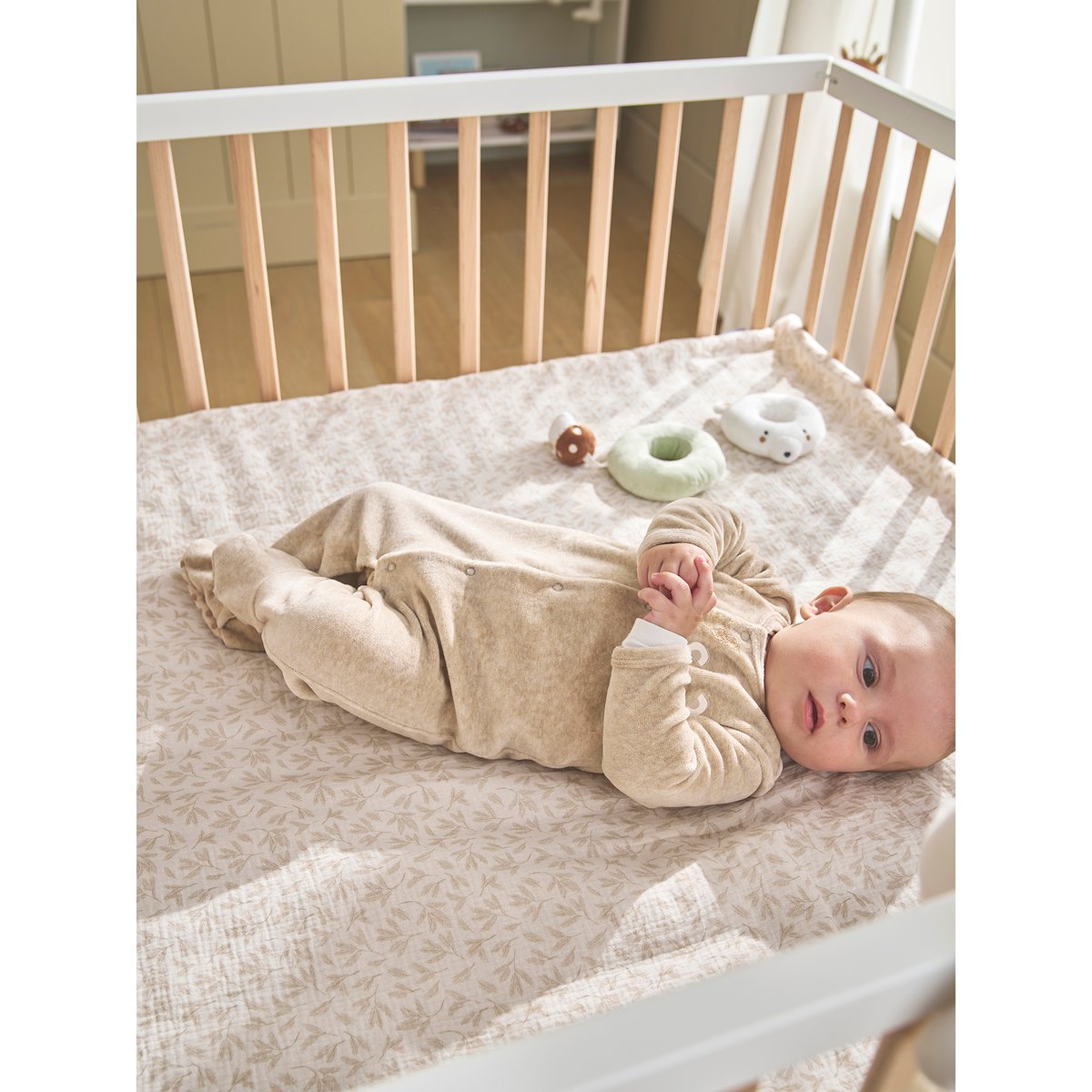 Couverture / Fond de parc en gaze de coton HYGGE beige imprimé, VERTBAUDET