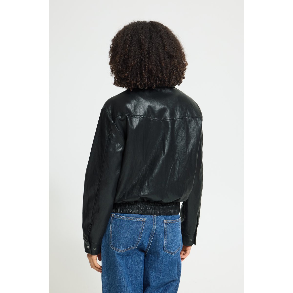 Veste noir, ICHI