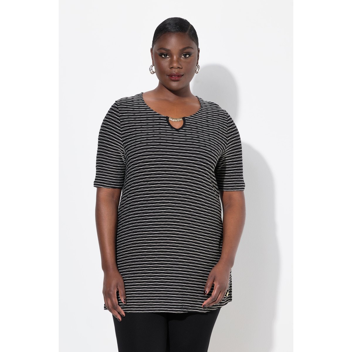 T-shirt col rond et manches courtes noir, ULLA POPKEN