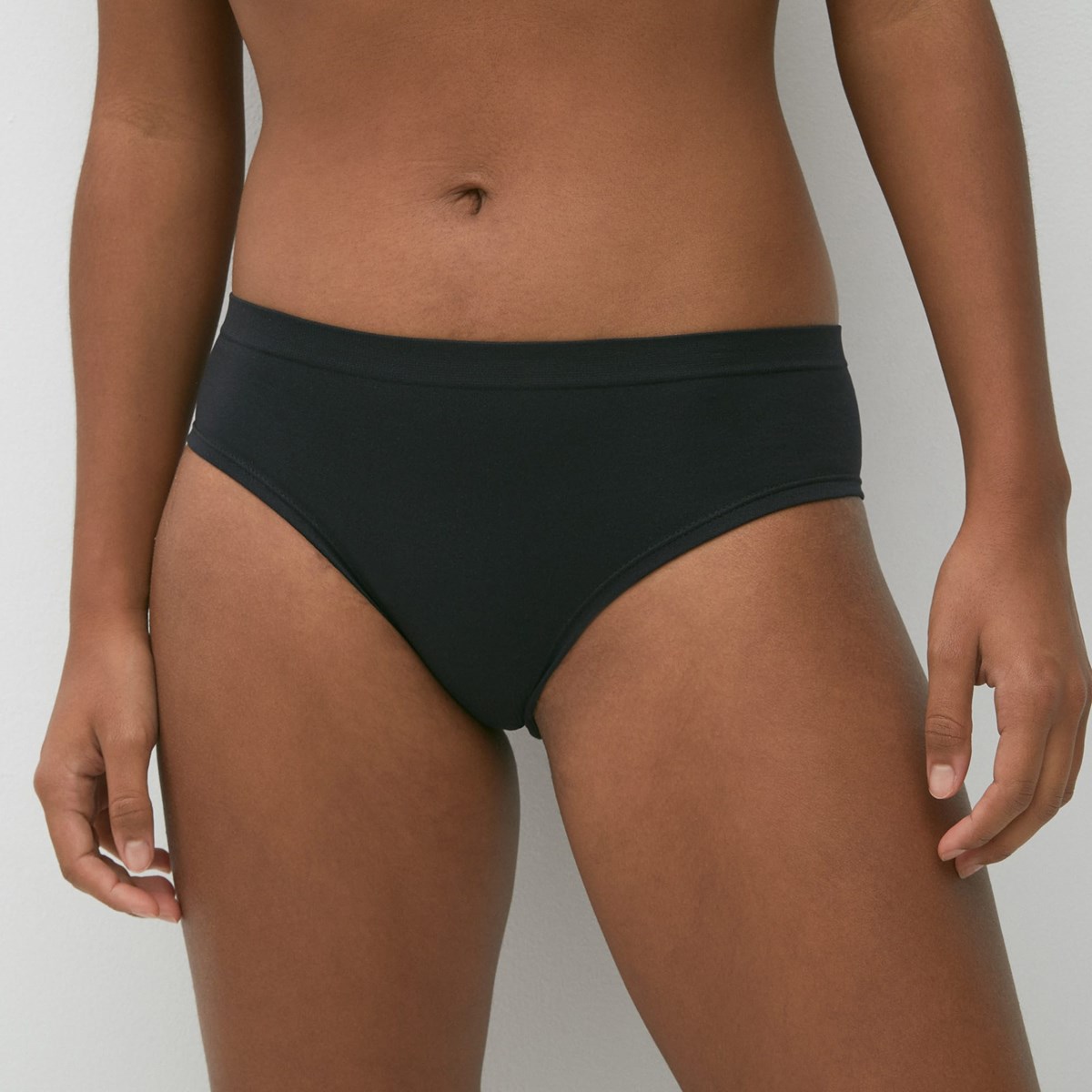 Shorty seamless SEAMLESSHORTIZ noir, UNDIZ