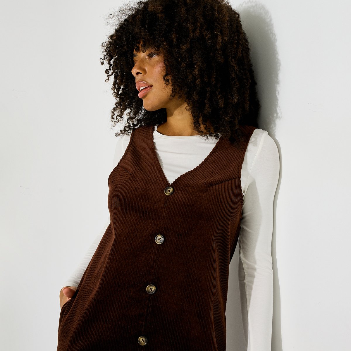 Robe chasuble velours côtelé col V marron, GRAIN DE MALICE