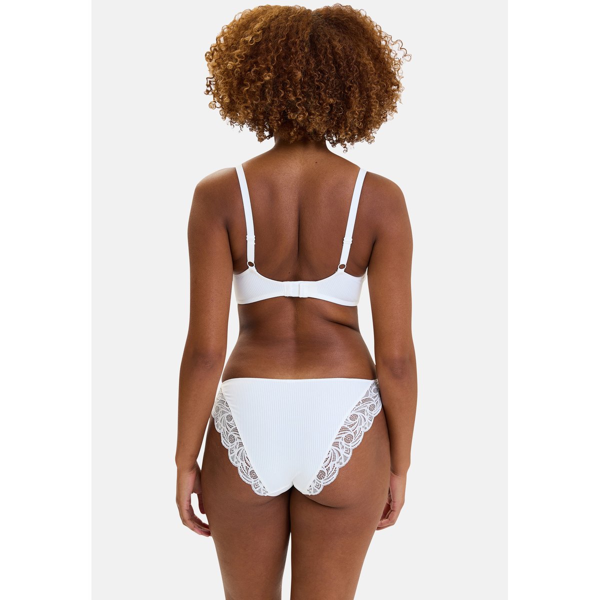 Soutien-gorge emboîtant Ariane Essential ivoire, SANS COMPLEXE