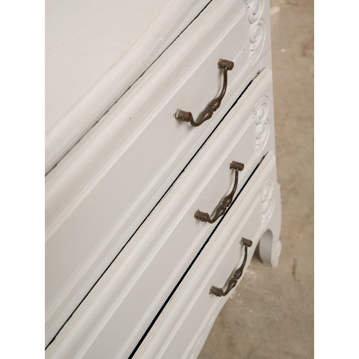 Commode en bois blanc Garance N°777 - Bon état blanc, DEBONGOUT