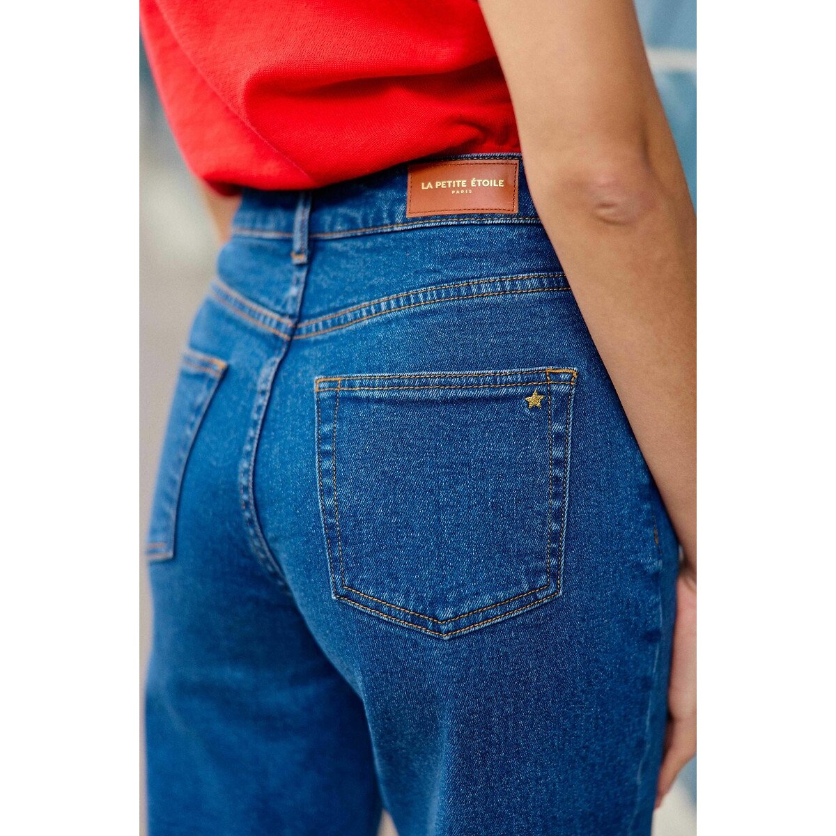 Zephyr Mom Jeans in Stretch Denim faded denim, LA PETITE ETOILE