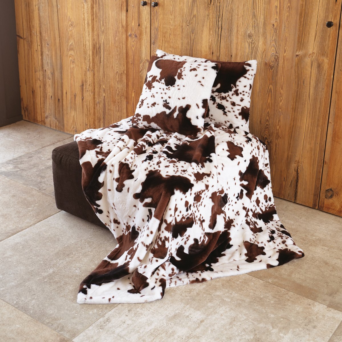 Plaid doux à motif peau de vache avec dos en velours - QABANE marron foncé, HOME MAISON