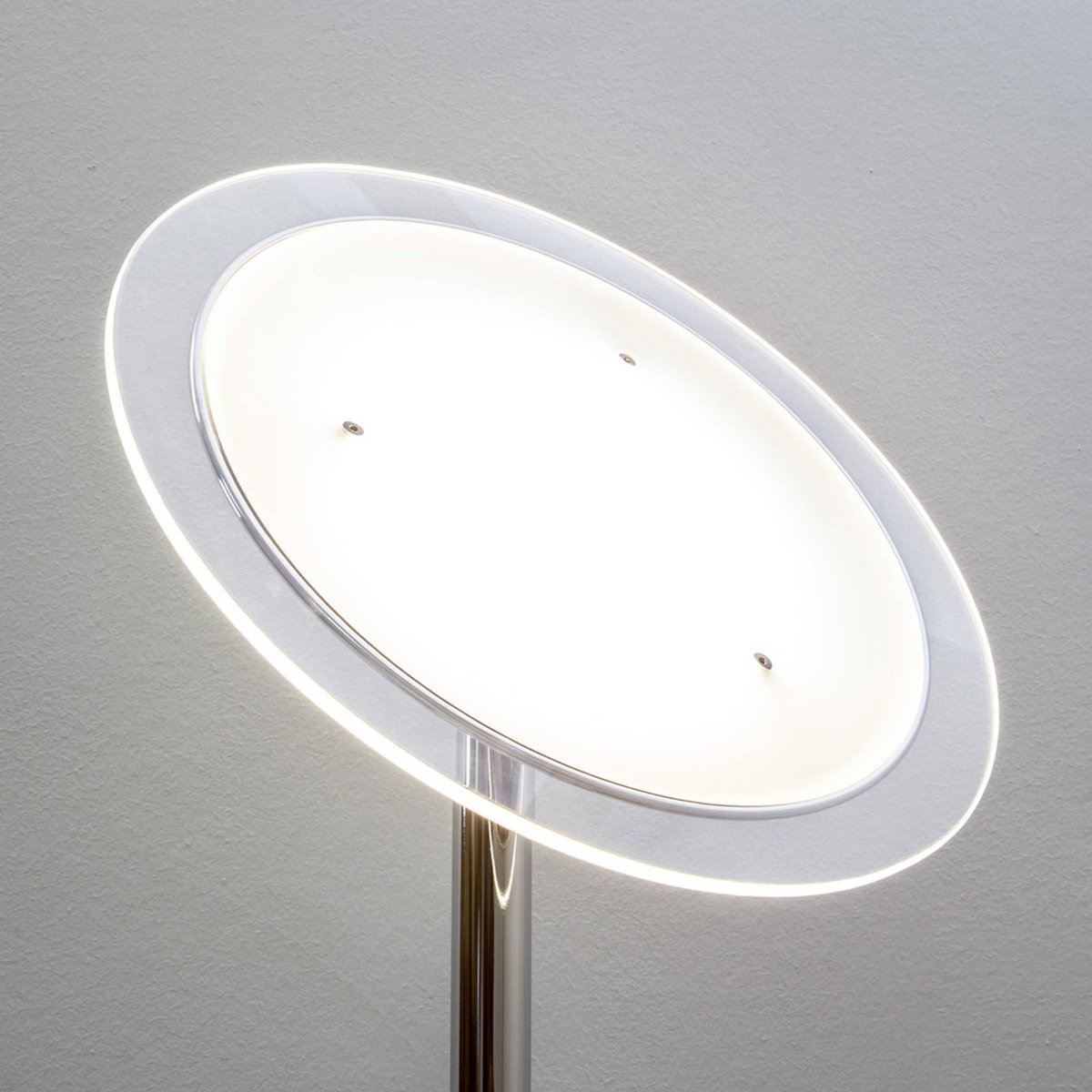 Lampadaire en métal moderneLED, Malea chromé, LINDBY