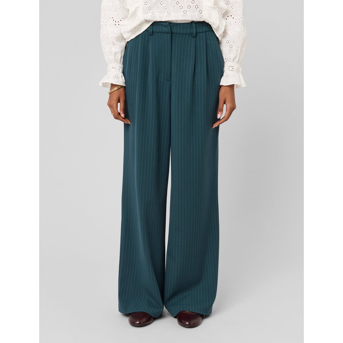 Pantalon tailleur en polyester recyclé vert, BZB