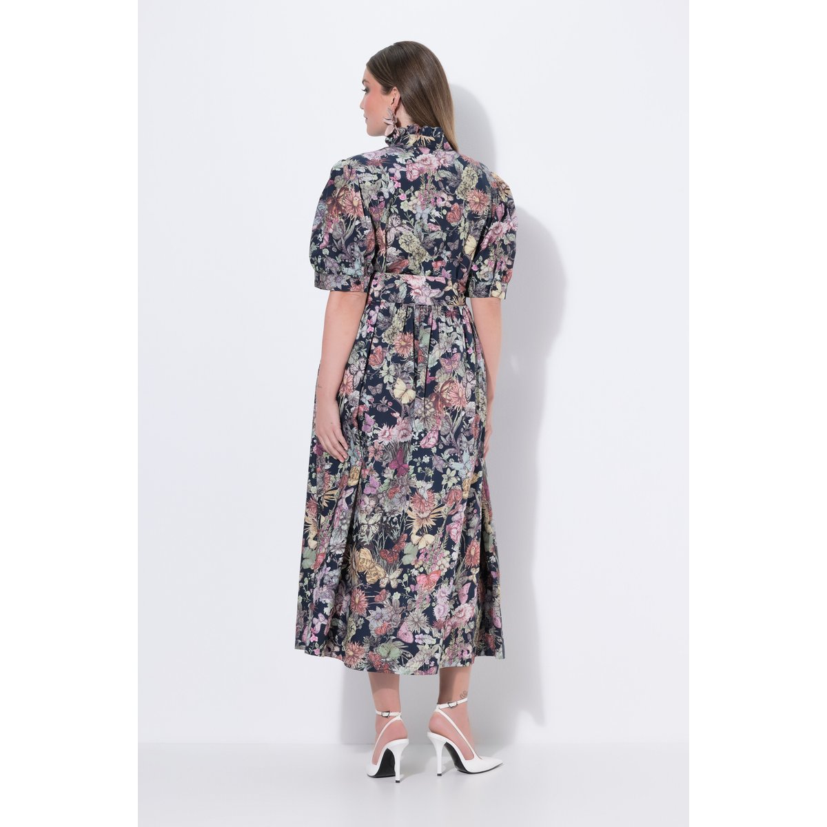 Robe longue à coupe en A, manches courtes marine, ULLA POPKEN
