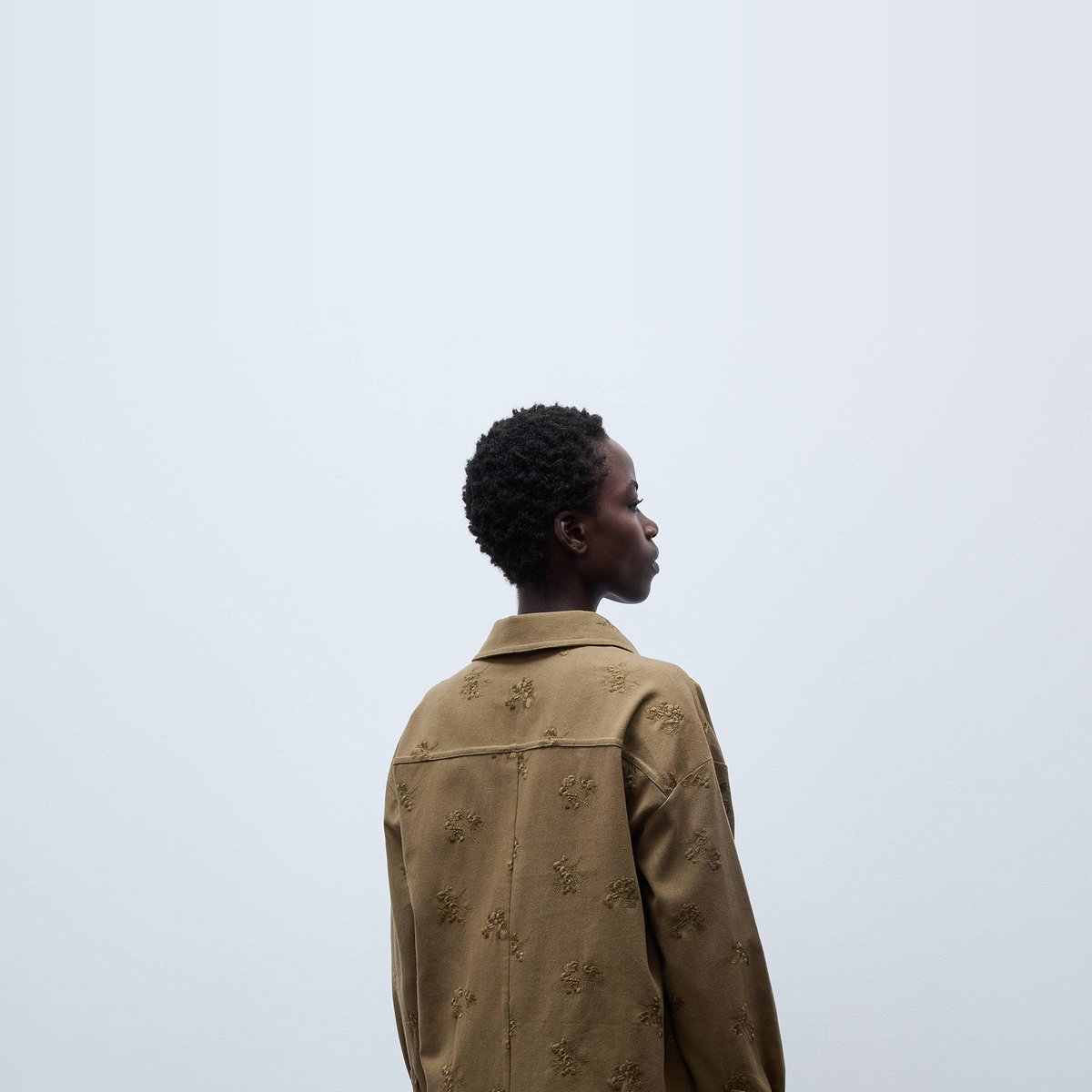 Robe courte manches longues avec détails brodés en coton parka, MONOPRIX