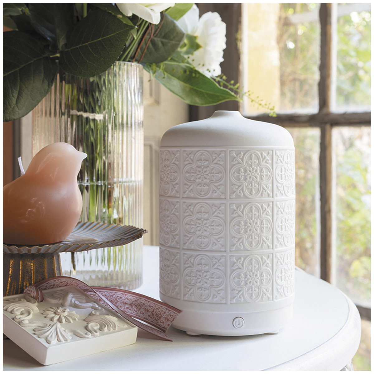 Diffuseur électrique de brume parfumée blanc, MATHILDE M