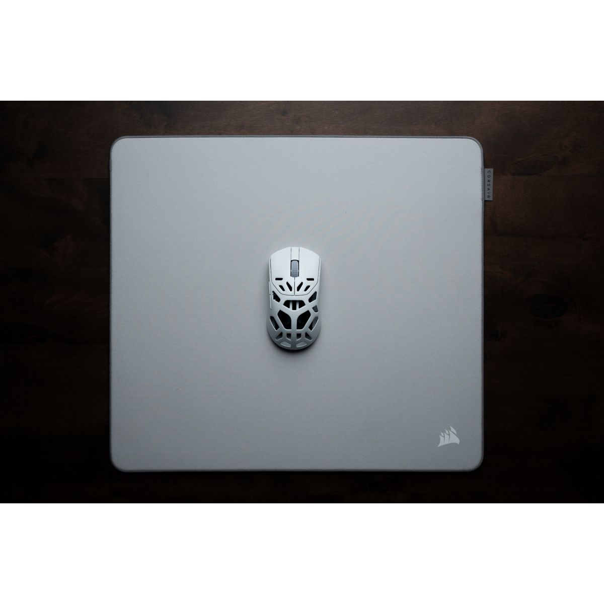 Tapis de souris MMPRO Medium Gris couleur unique, CORSAIR