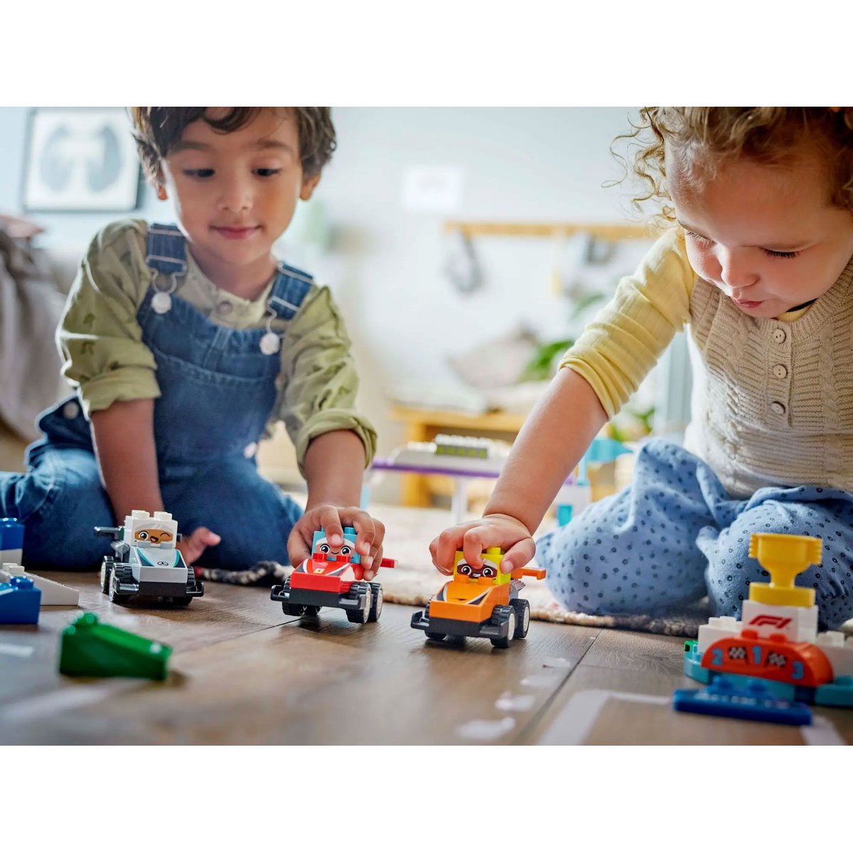 LEGO DUPLO - Set de Voitures de Course et Pilotes F1 - 10445 pour Enfants multicolore, LEGO