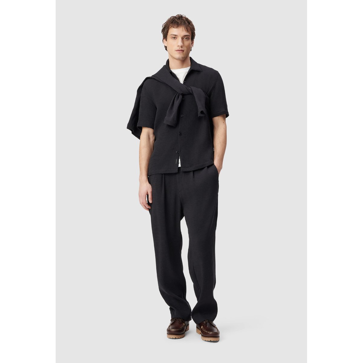 Chemise regular tissu plissé noir, IKKS