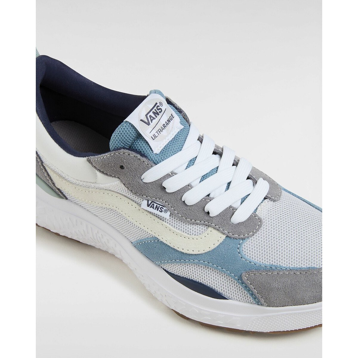 MTE UltraRange Neo VR3 Trainers blue, VANS