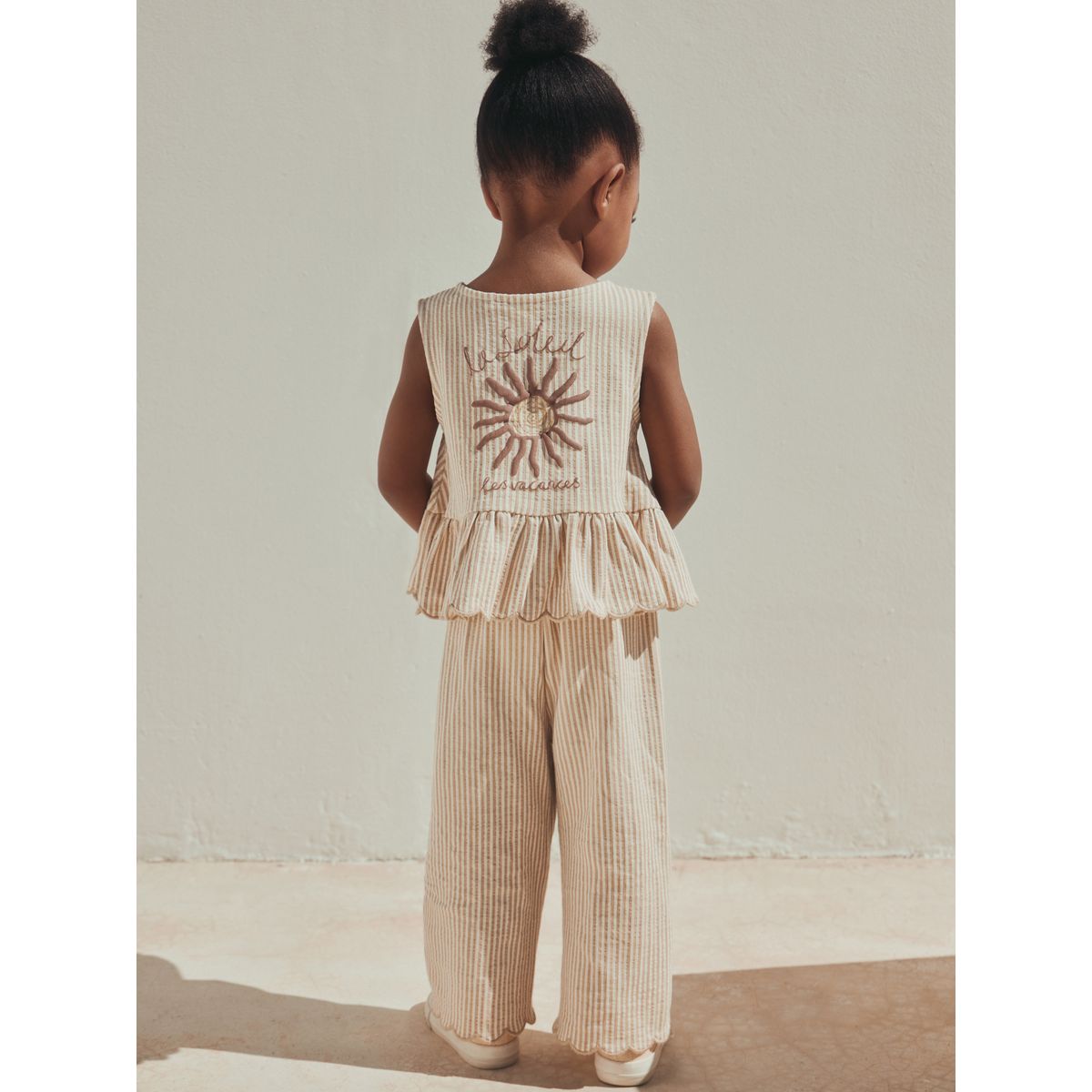 Ensemble pantalon large et débardeur à basque rayure neutre, NEXT