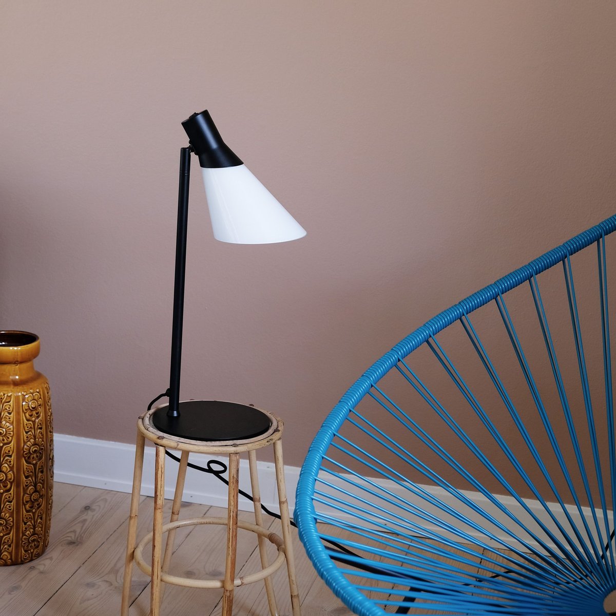 Lampe à poser en verre et métal GENT noir, DYBERG LARSEN