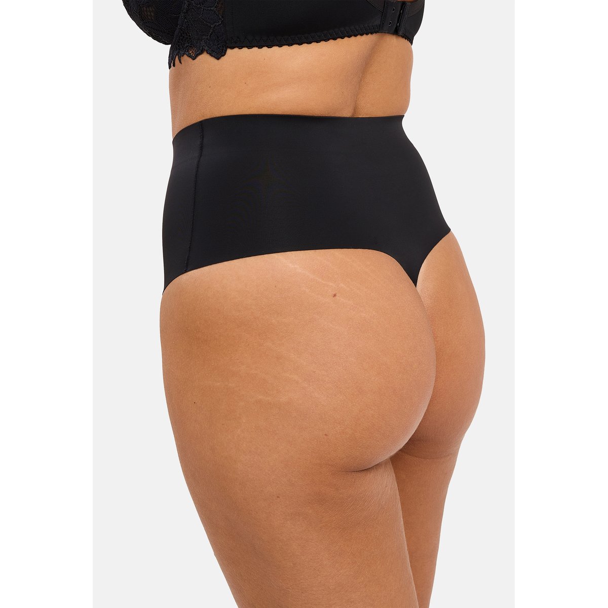 String PERFECT TOUCH noir, SANS COMPLEXE