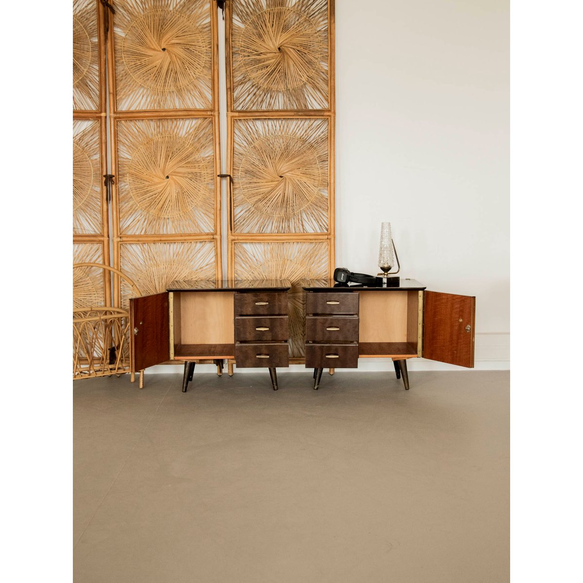 Paire de tables de chevet noires Maïa N°1466 - Bon état noir, DEBONGOUT