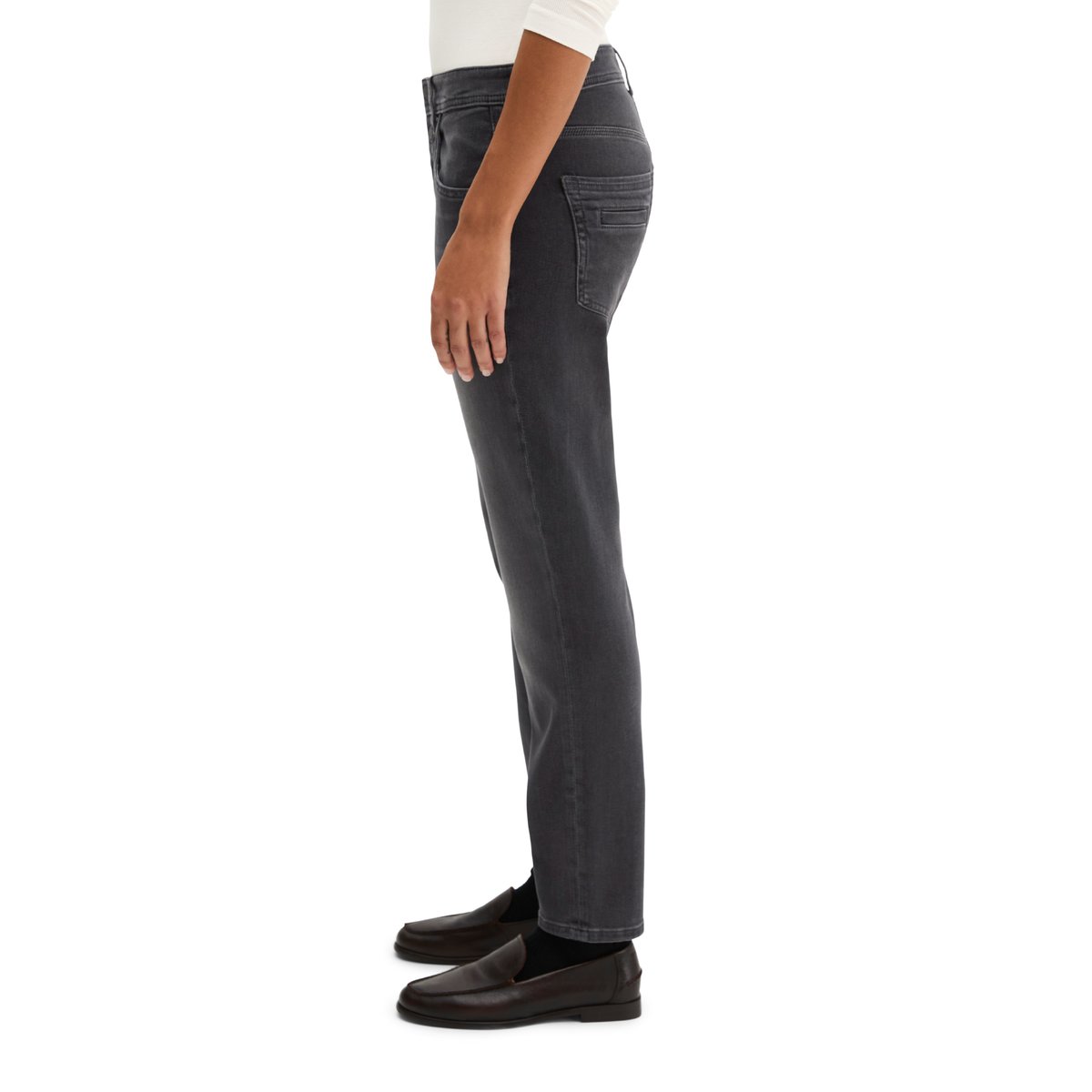 Jean modèle Theda, coupe boyfriend, longueur raccourcie en coton bio extensible gris, MARC O'POLO