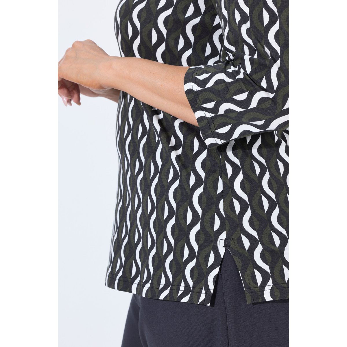 T-shirt col calice et manches 3/4 kaki foncé, ULLA POPKEN