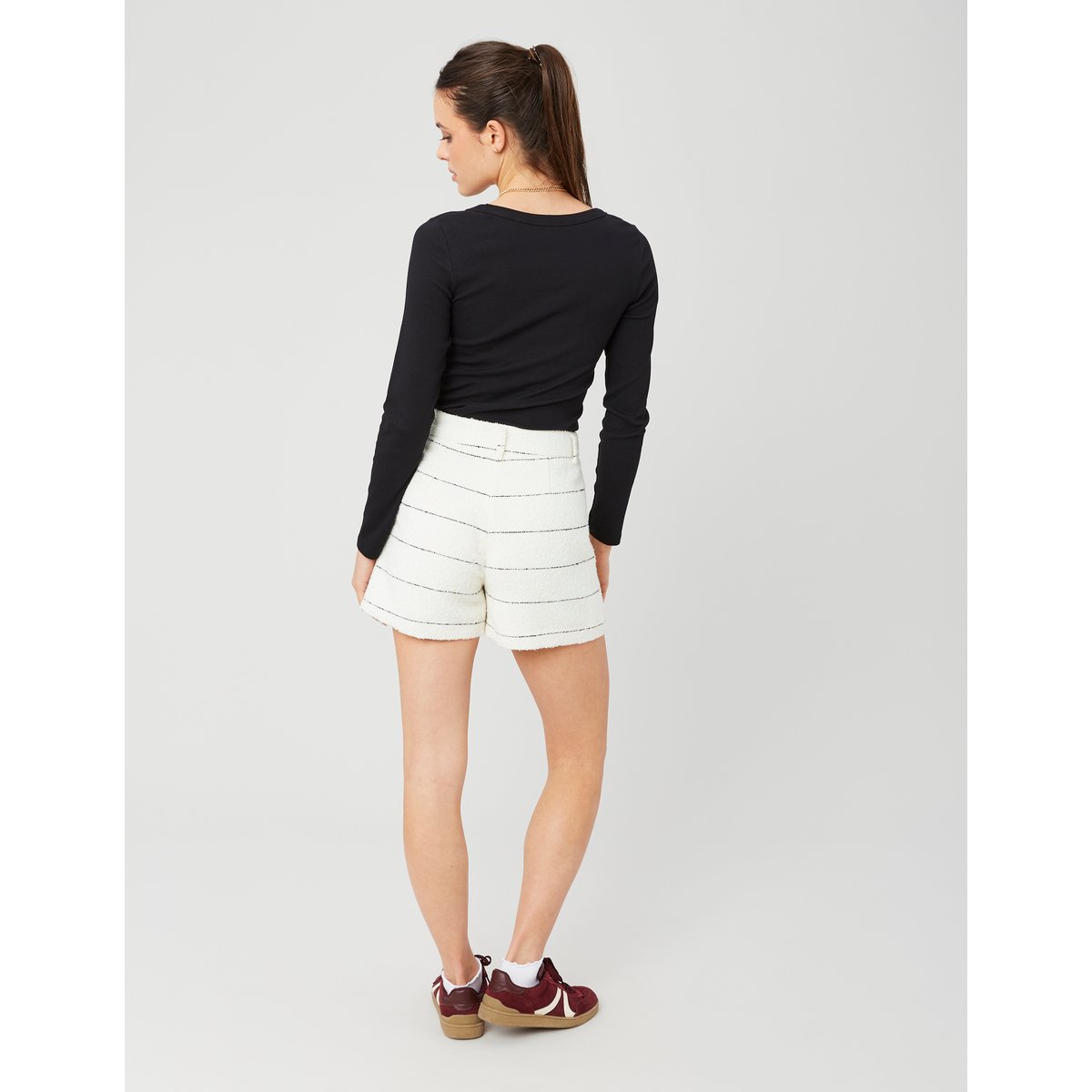 Short en tweed rayé blanc écru, BZB